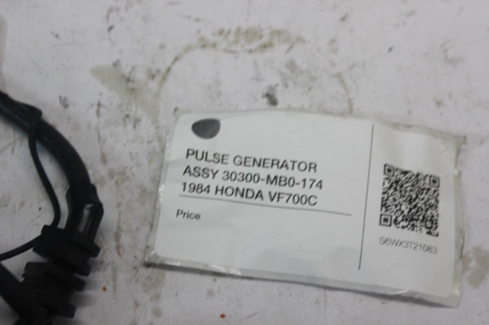 PULSE GENERATOR ASSY 30300-MB0-174 1984 HONDA VF700C