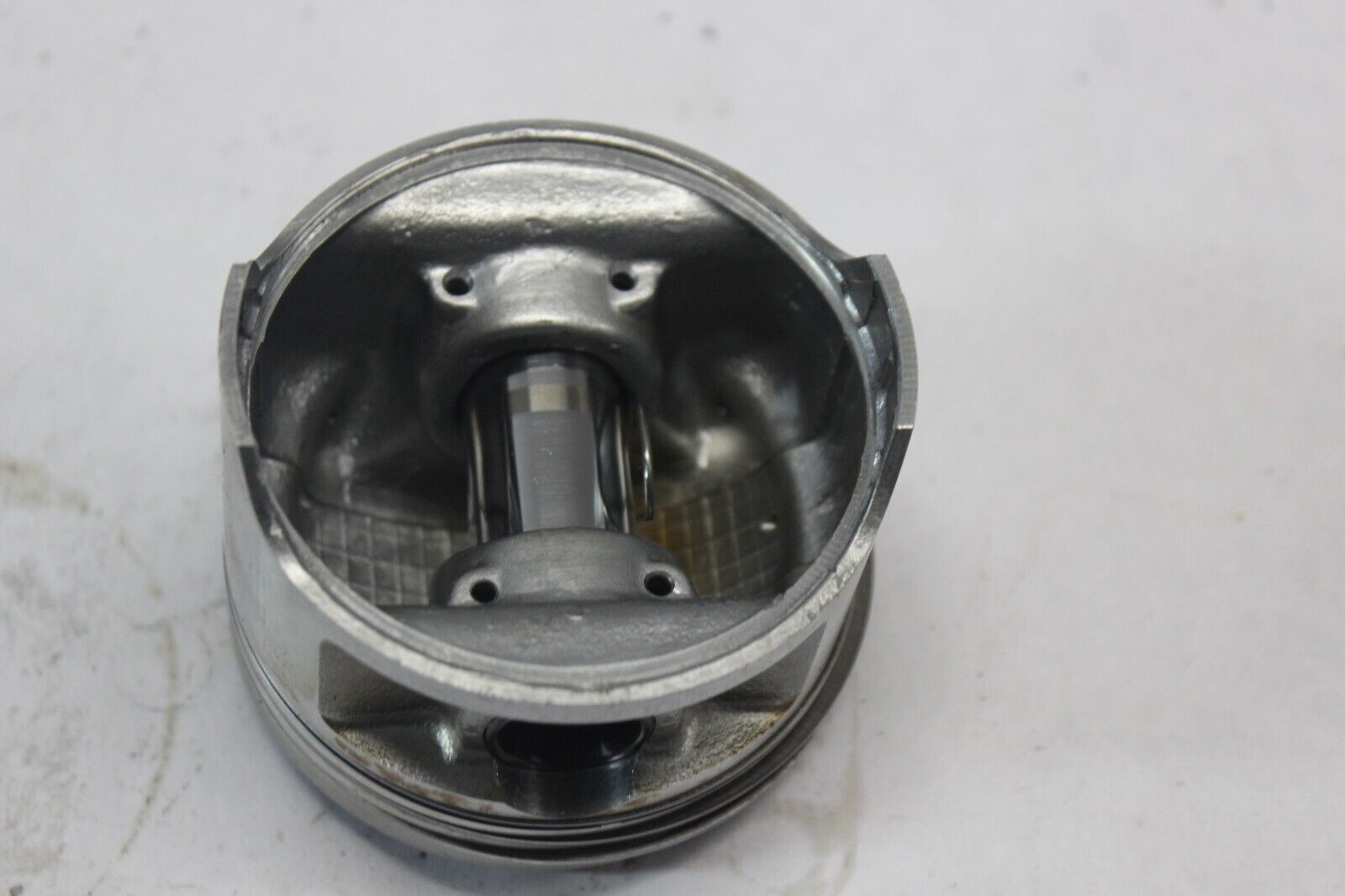 PISTON (STD) 13101-MB1-870 1984 HONDA VF700C