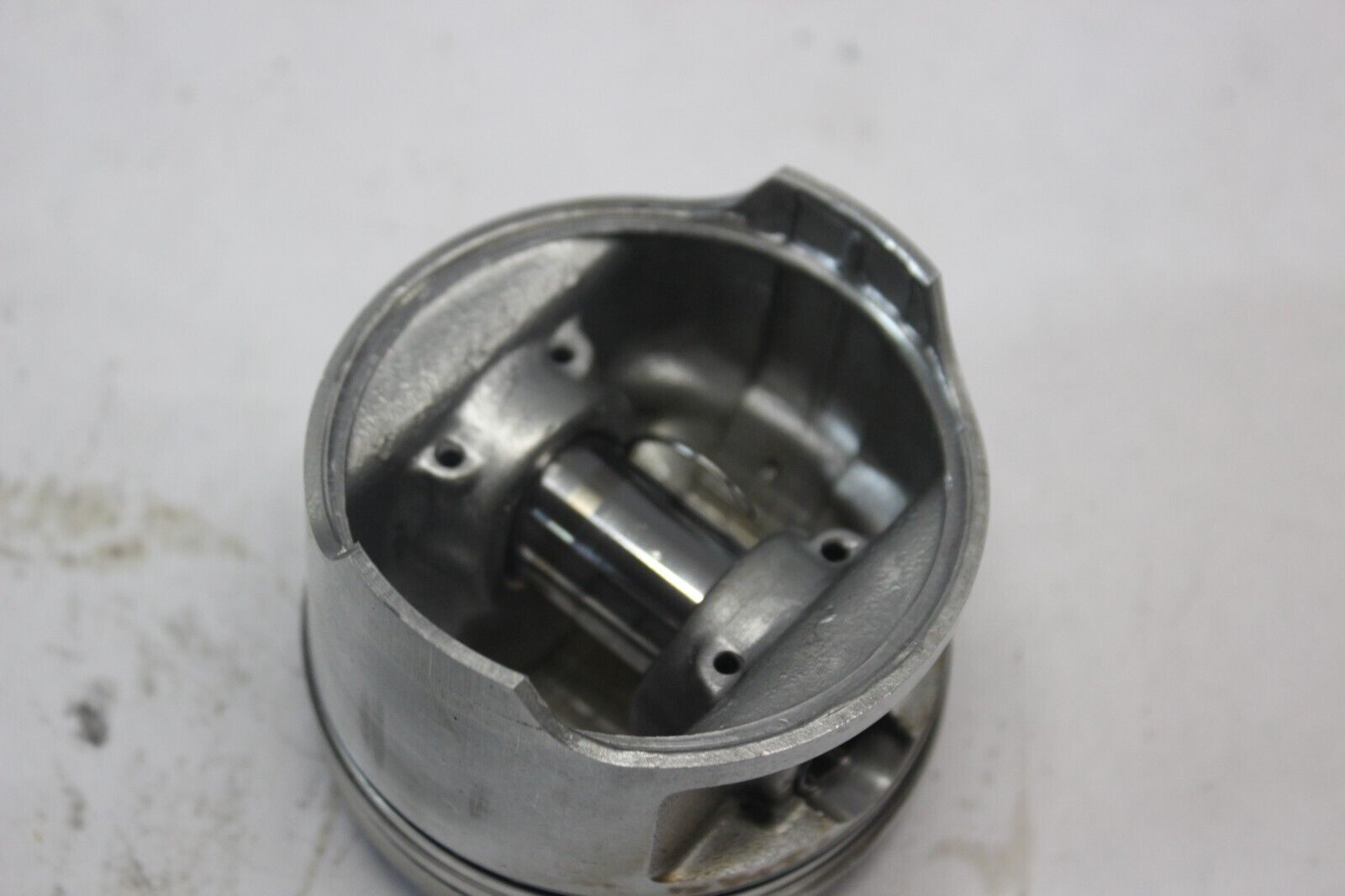 PISTON (STD) 13101-MB1-870 1984 HONDA VF700C