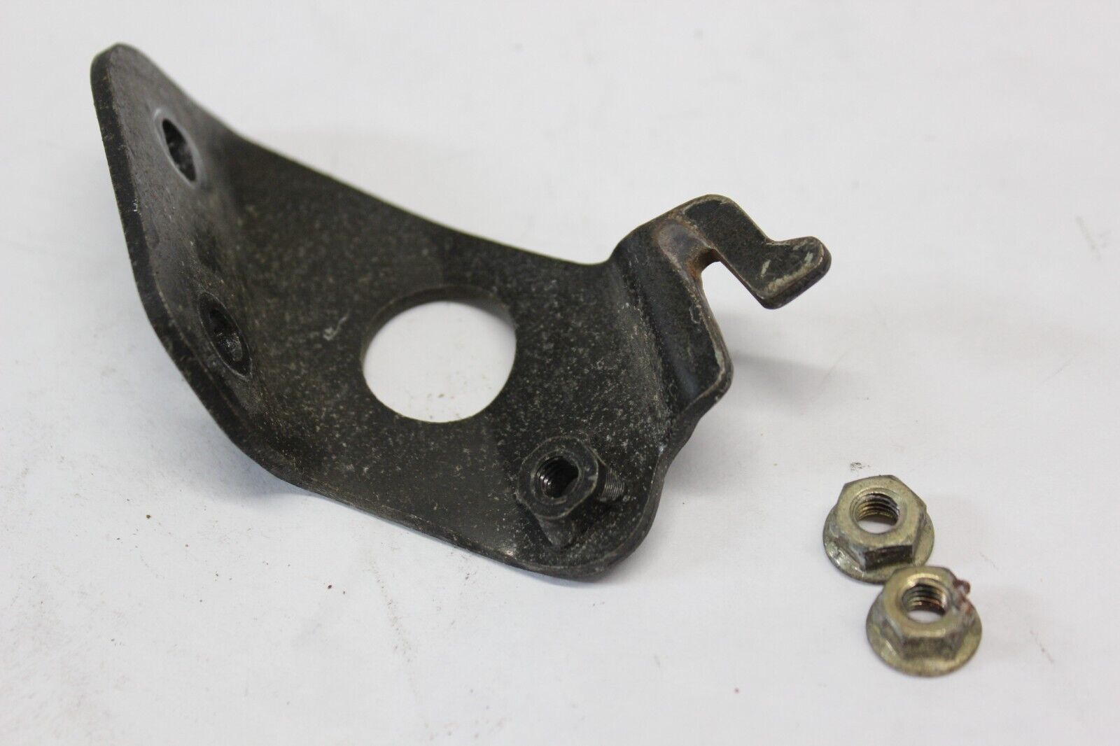 Seat Lock Plate Right 77102-MB1-870 1984 Honda VF700C