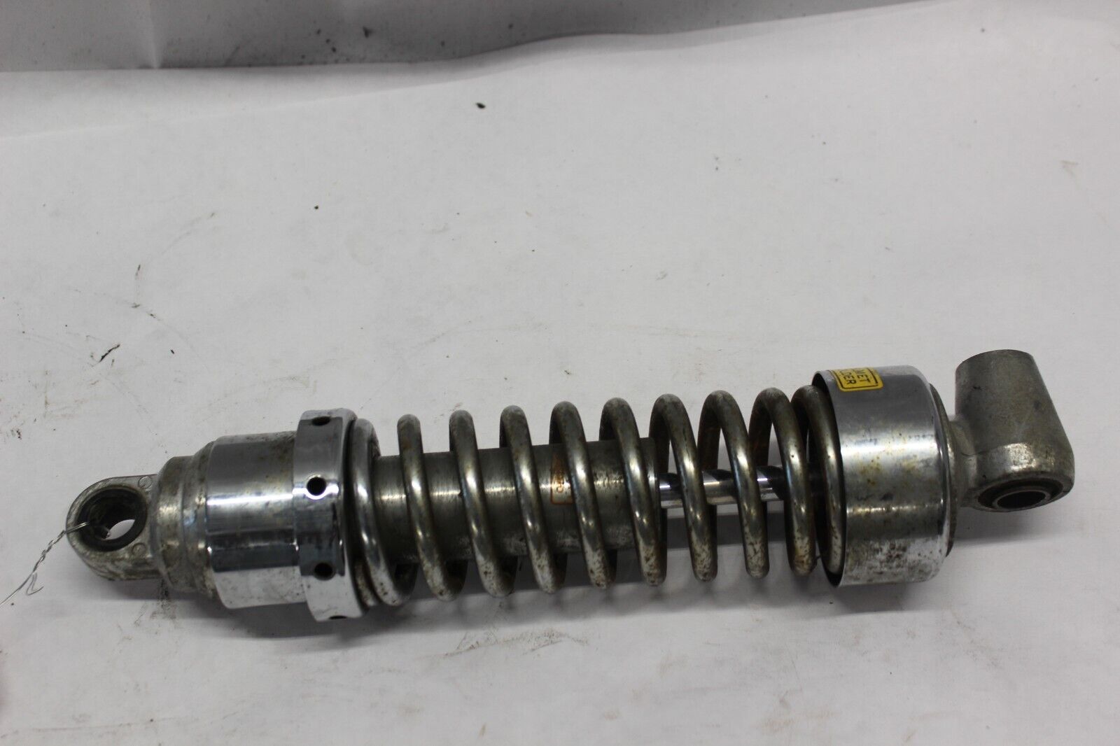 REAR SHOCK ABSORBER LEFT 52500-MB1-871 1984 Honda VF700C