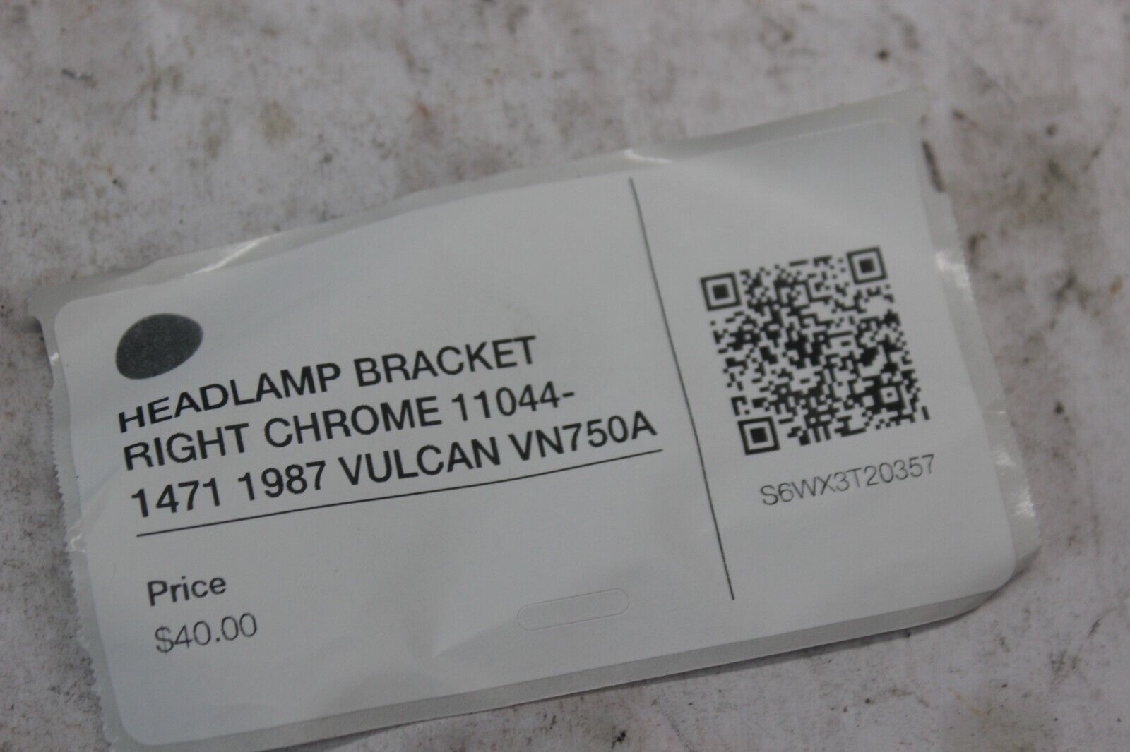 HEADLAMP BRACKET RIGHT CHROME 11044-1471 1987 VULCAN VN750A