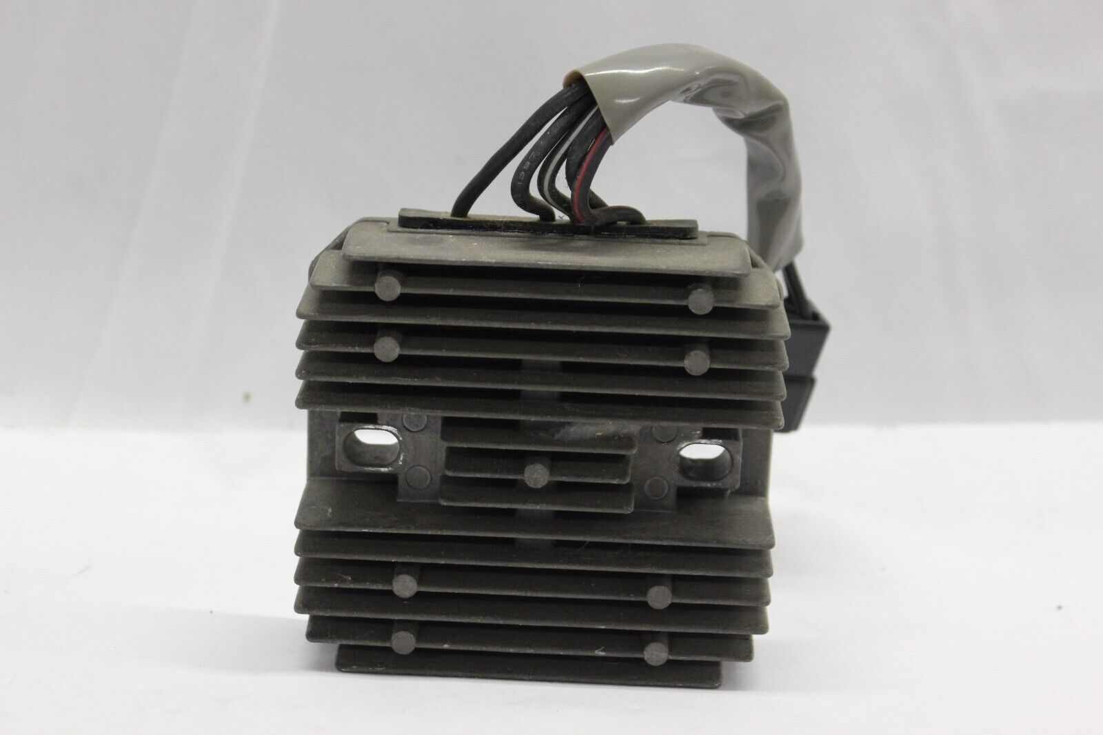 RECTIFIER/REGULATOR 32800-33E00 1999 Suzuki GSX-R600