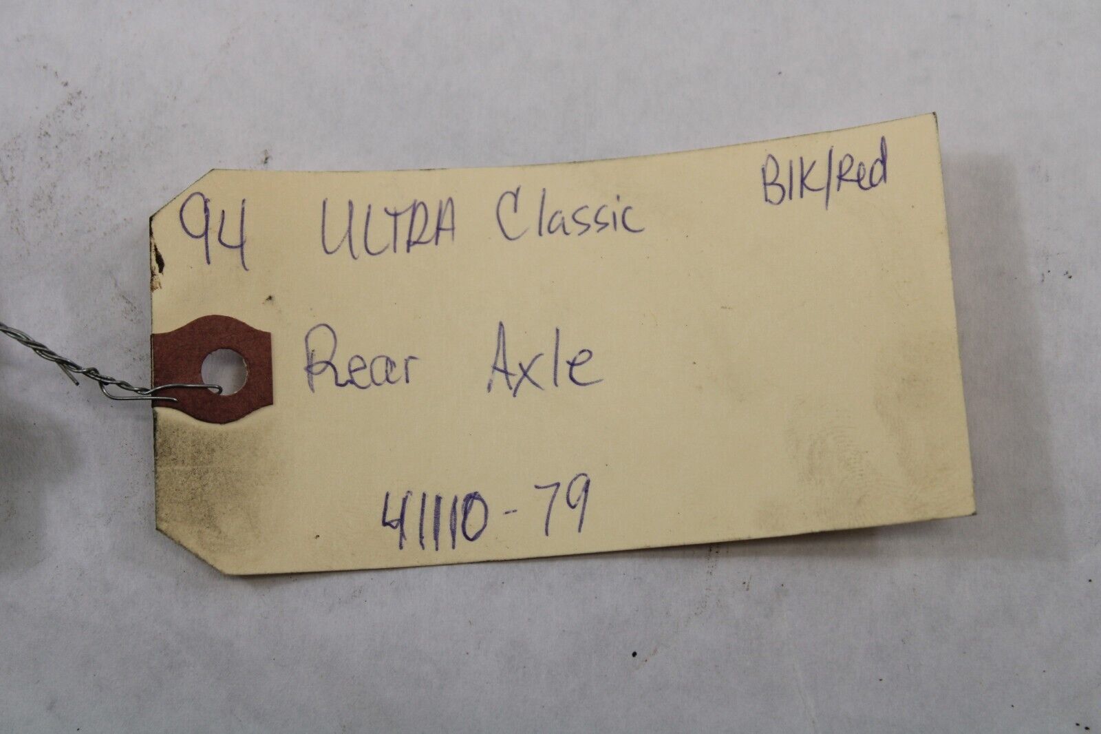 Rear Wheel Axle 41110-79 1994 Harley Davidson Ultra Classic