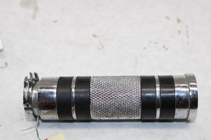 Throttle Grip Blk/Chrome 4NK-26240-00 2002 Yamaha RoadStar XV1600A
