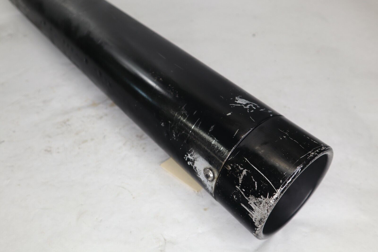 OEM Harley Davidson LEFT Exhaust 4" Muffler 2010 Streetglide Black