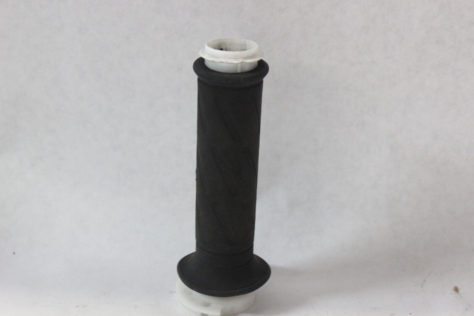 THROTTLE GRIP 57110-46E01 2006 BURGMAN AN650K6