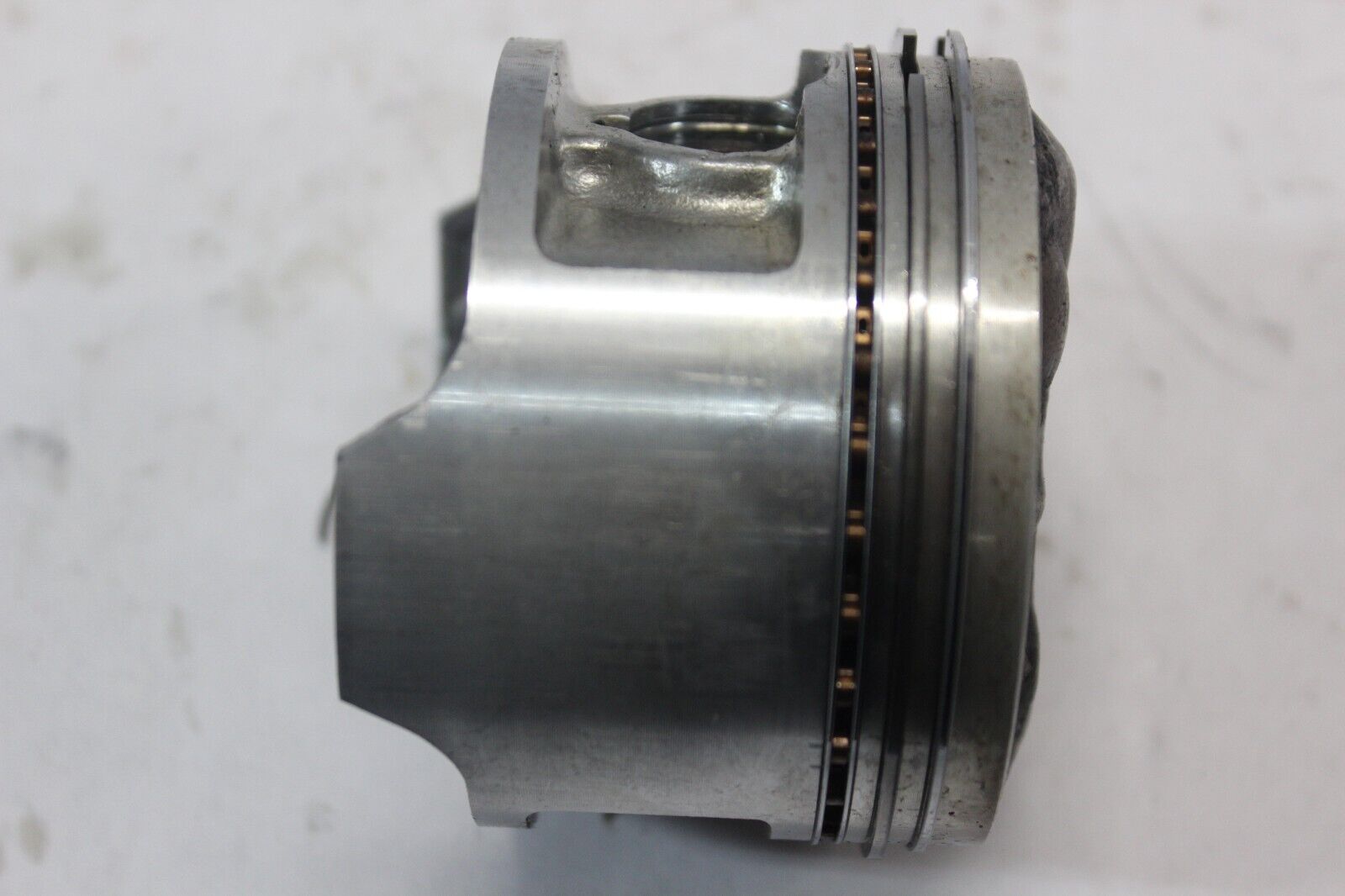 PISTON (STD) 13101-MB1-870 1984 HONDA VF700C