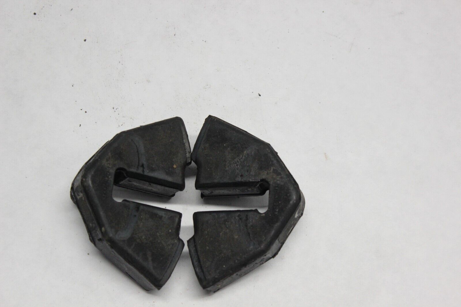 Hub Shock Absorbers 6pcs #64651-17E00 1999 Suzuki GSX-R600