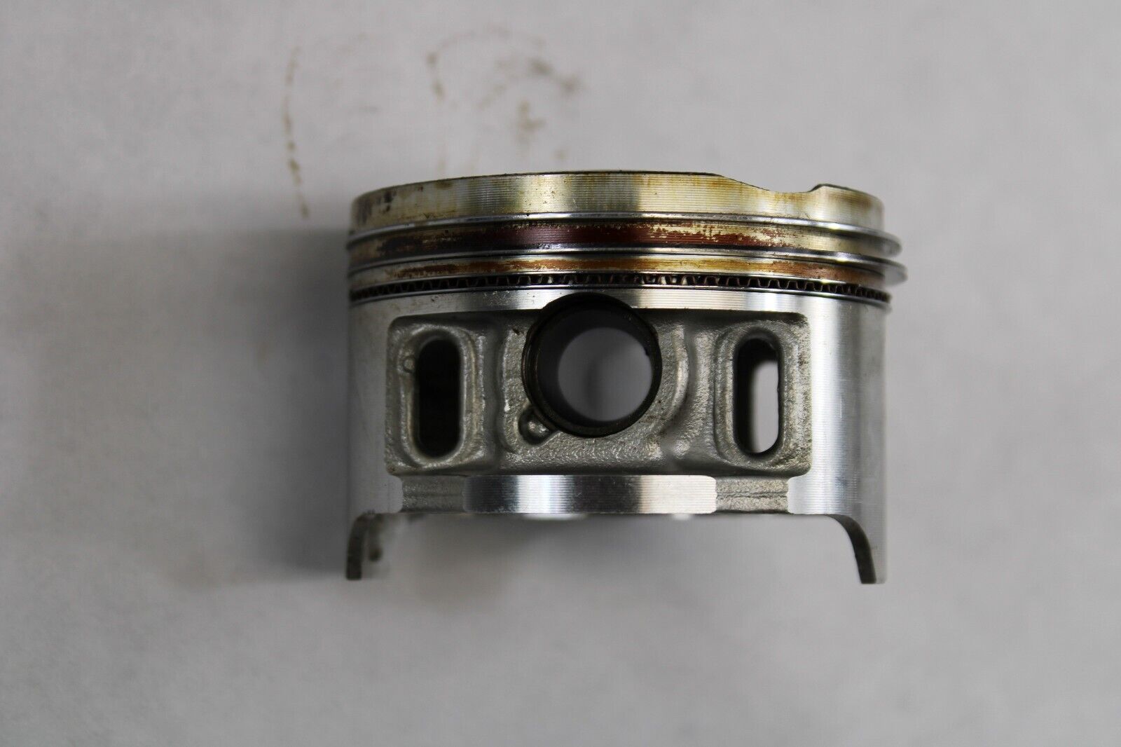 Piston (STD) 13101-MZ5-000 1997 Honda Magna VF750