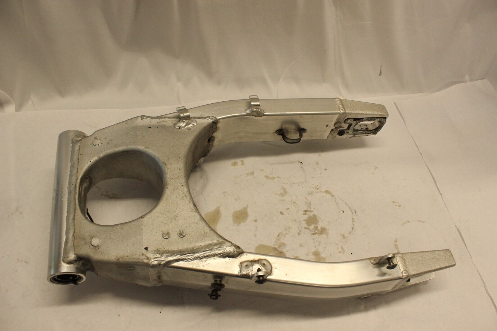 Swingarm (Silver) 61000-34E00 1999 Suzuki GSX-R600