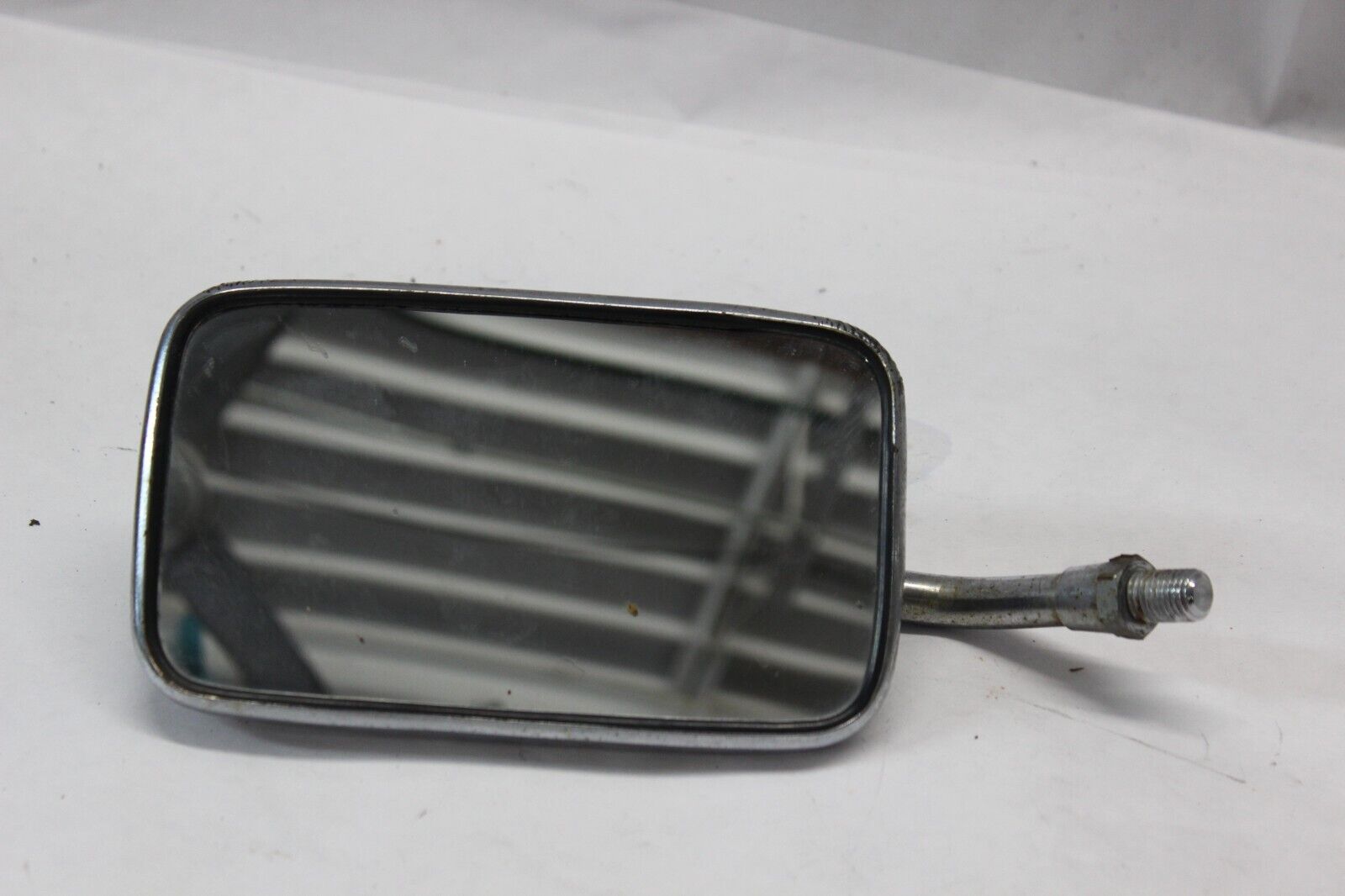 MIRROR RIGHT 88110-MB1-702 1984 Honda VF700C