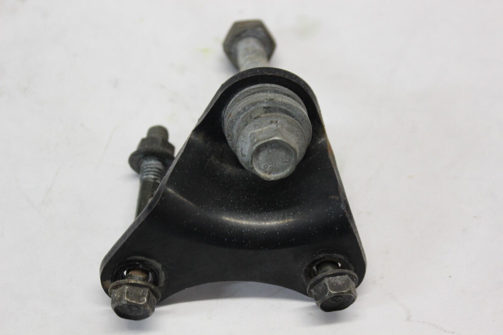 Front Engine Hanger Plate Right 50216-MB1-700 1984 Honda VF700C