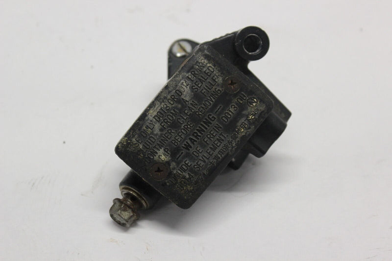 FRONT BRAKE MASTER CYLINDER ASSY(PARTS ONLY) 45500-ME9-772 1984 Honda VF700C