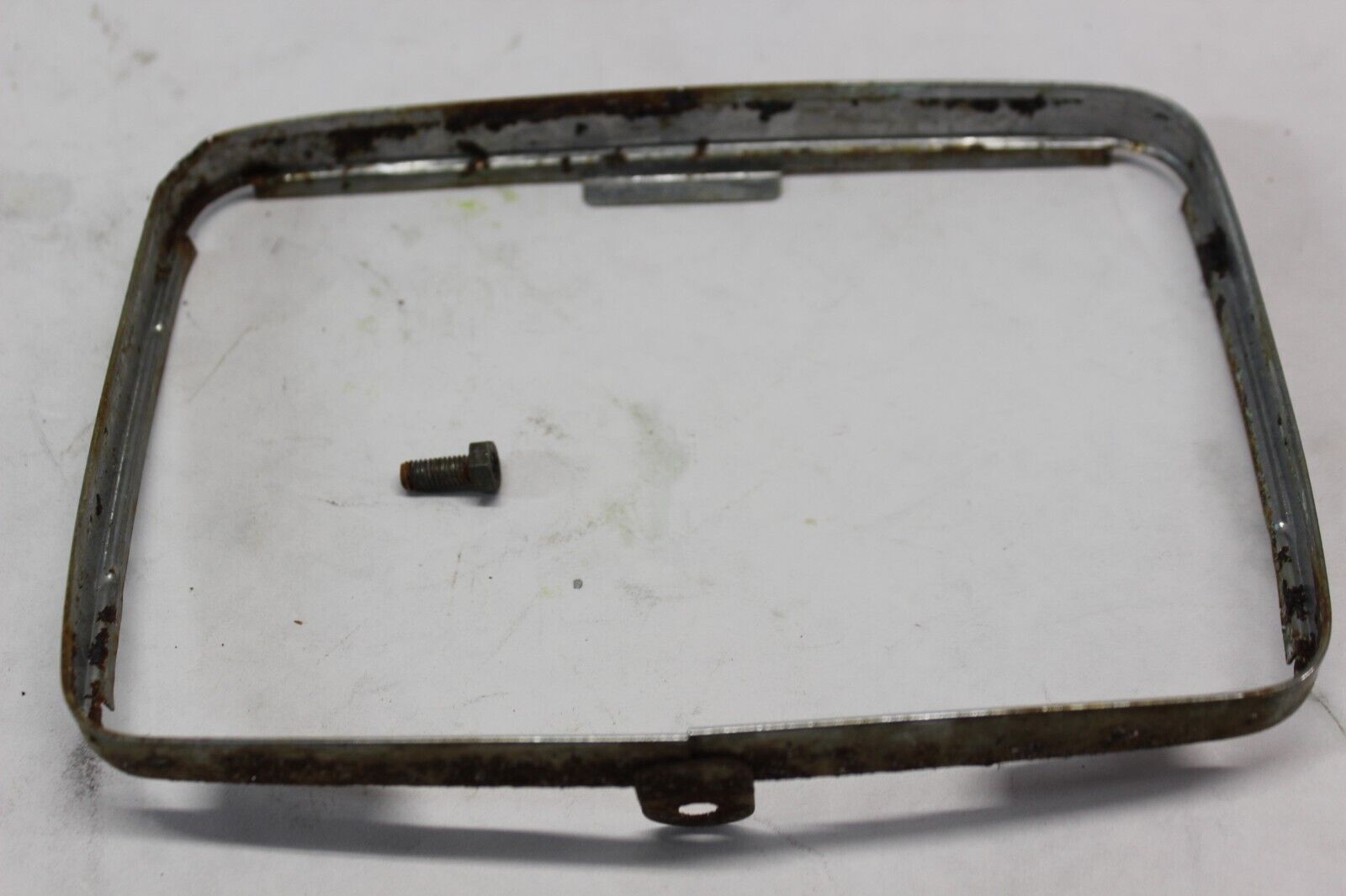 HEADLIGHT RING CASE( SEE PHOTOS) 33105-ME5-000 1984 Honda VF700C