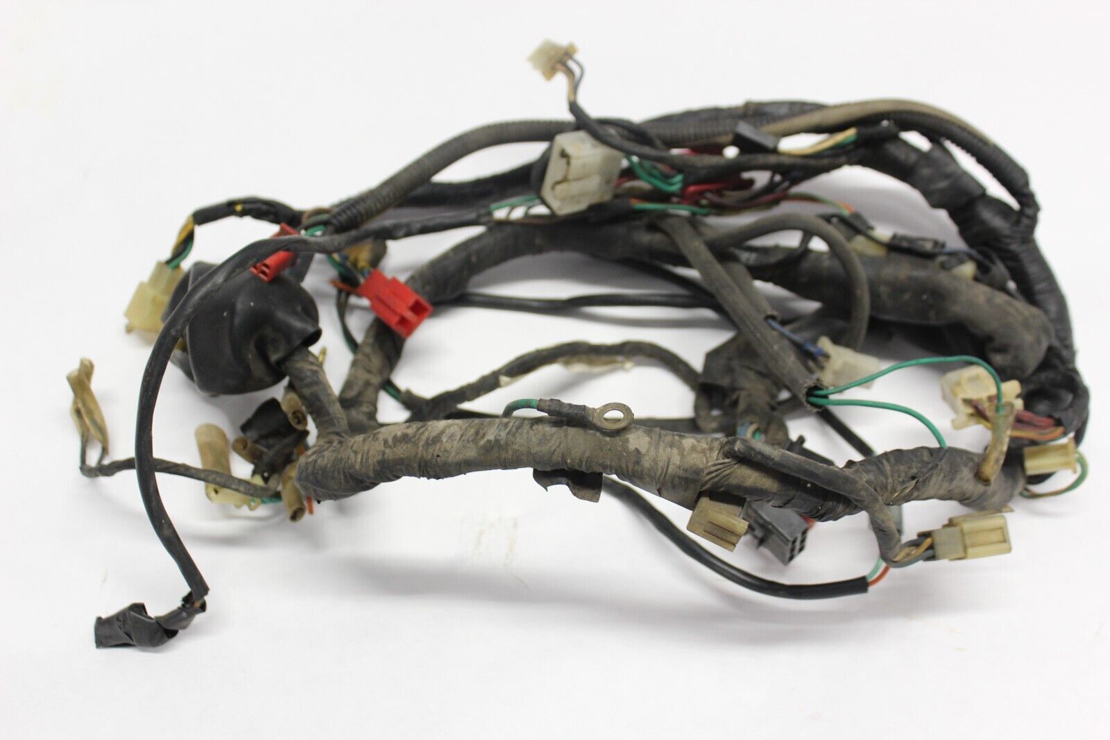MAIN WIRE HARNESS 32100-MB1-870 1984 Honda VF700C