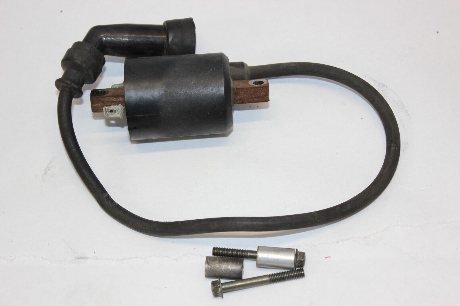 FRONT IGNITION COIL 33420-10F00 2000 Suzuki Intruder VL1500