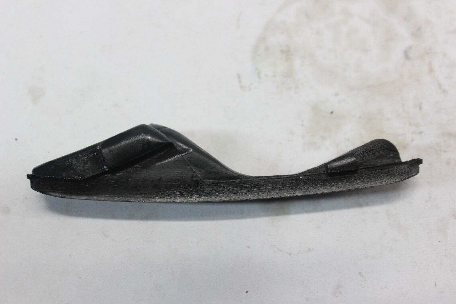 FRONT CHAIN GUIDE 12053-1058 1982 KZ750N SPECTRE