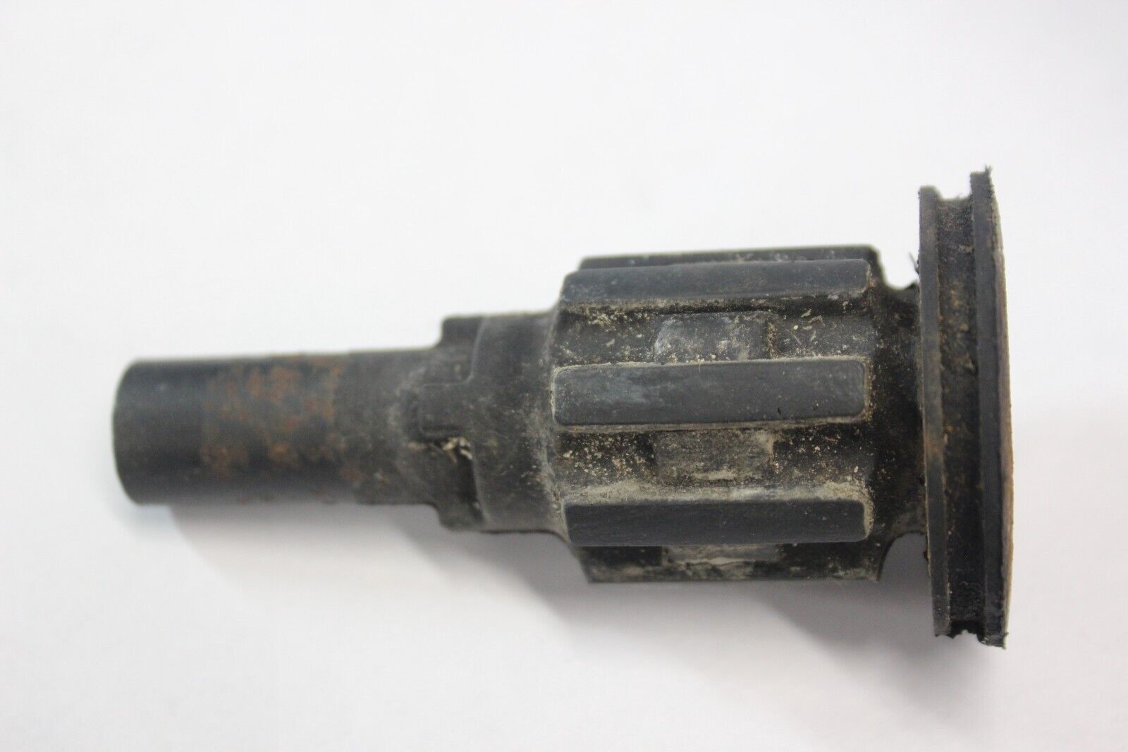 ENGINE MOUNTING BUSHING 11652-10G00 2006 BURGMAN AN650K6