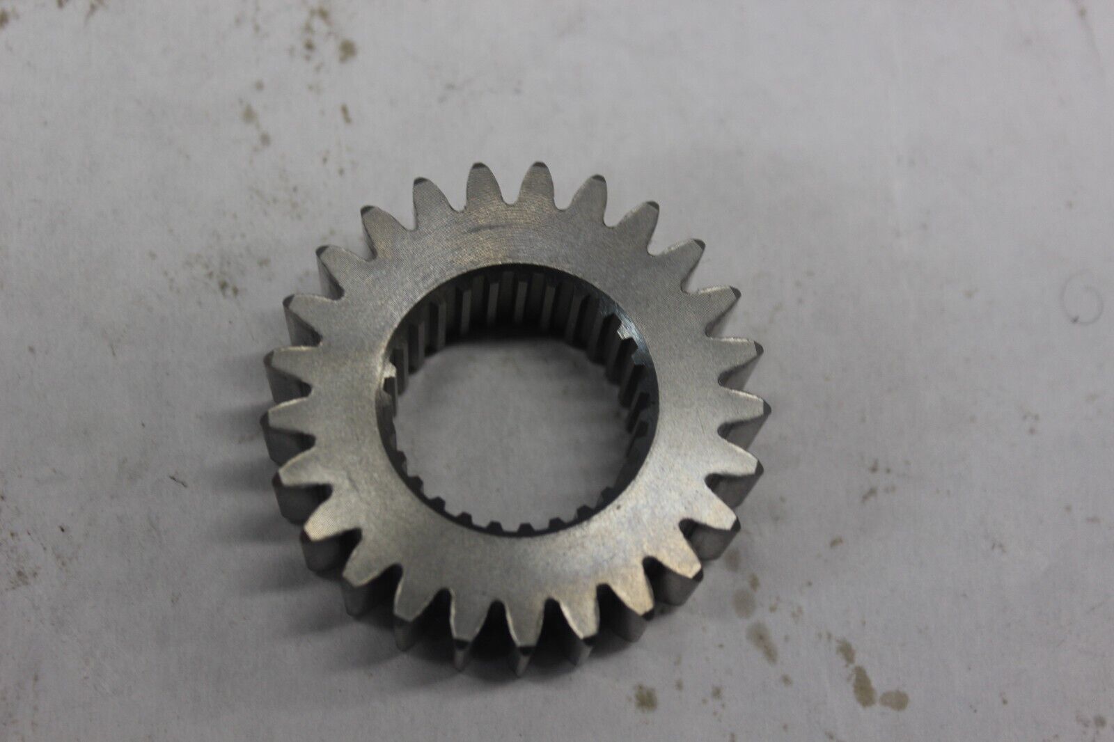GEAR, IDLER DRIVE NT:25 24331-10G00 2006 BURGMAN AN650K6