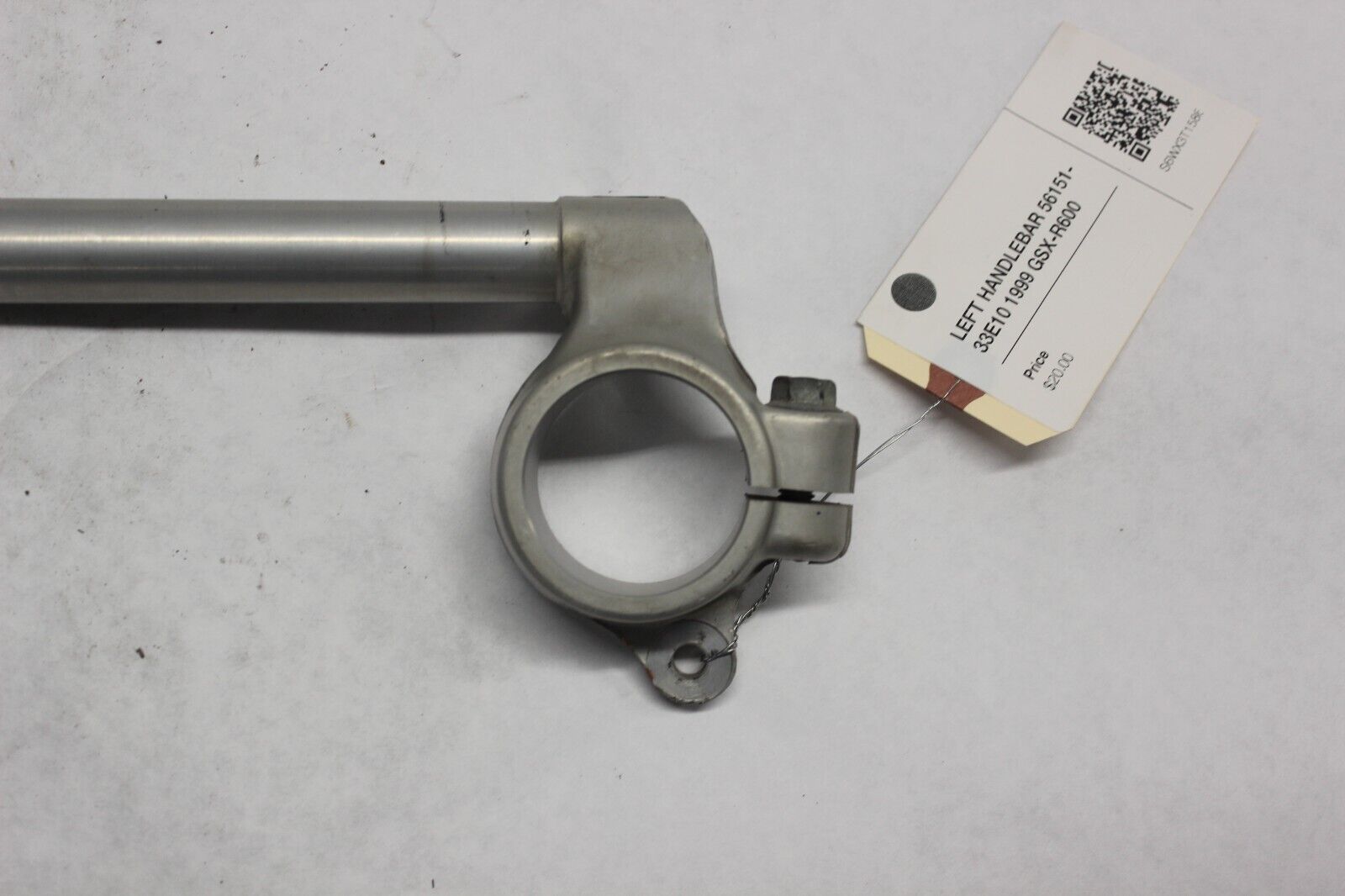 LEFT HANDLEBAR 56151-33E10 1999 Suzuki GSX-R600