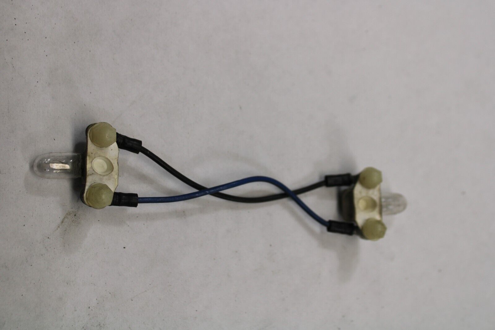 Tour-Pak Side Light Assy 70643-79, 70644-79 1994 Harley Davidson Ultra Classic
