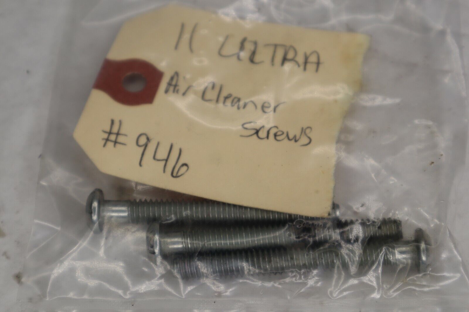 OEM Harley Davidson Air Cleaner Screws 2011 Ultra FLHTCU Blk/Silver 946