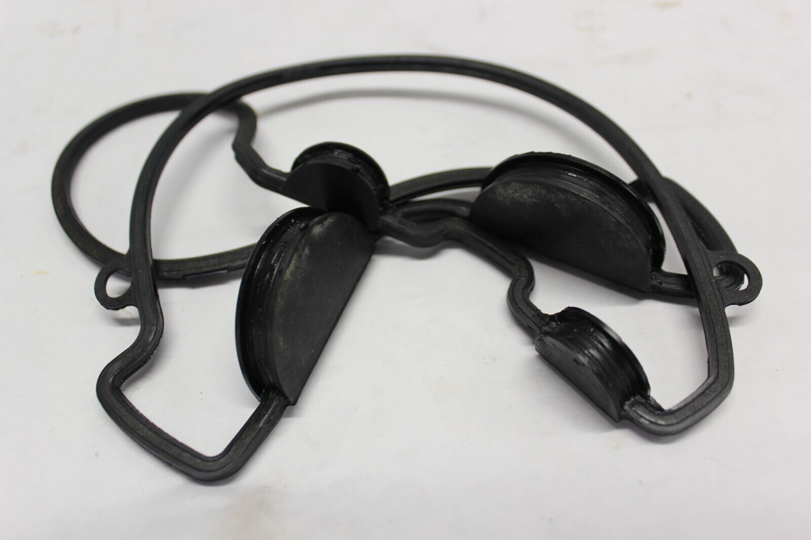 HEAD COVER GASKET 1 11173-33E00 1999 GSX R600