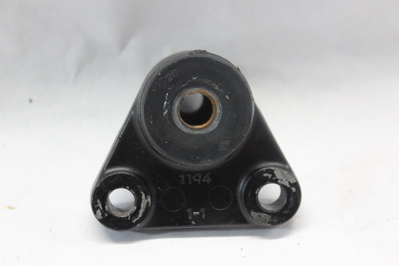 FRONT ENGINE BRACKET 32029-1194 1982 Kawasaki Spectre KZ750N