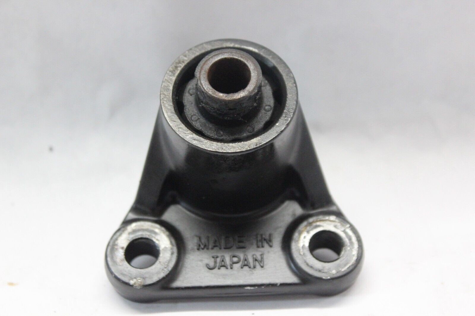 FRONT ENGINE BRACKET 32029-1194 1982 Kawasaki Spectre KZ750N