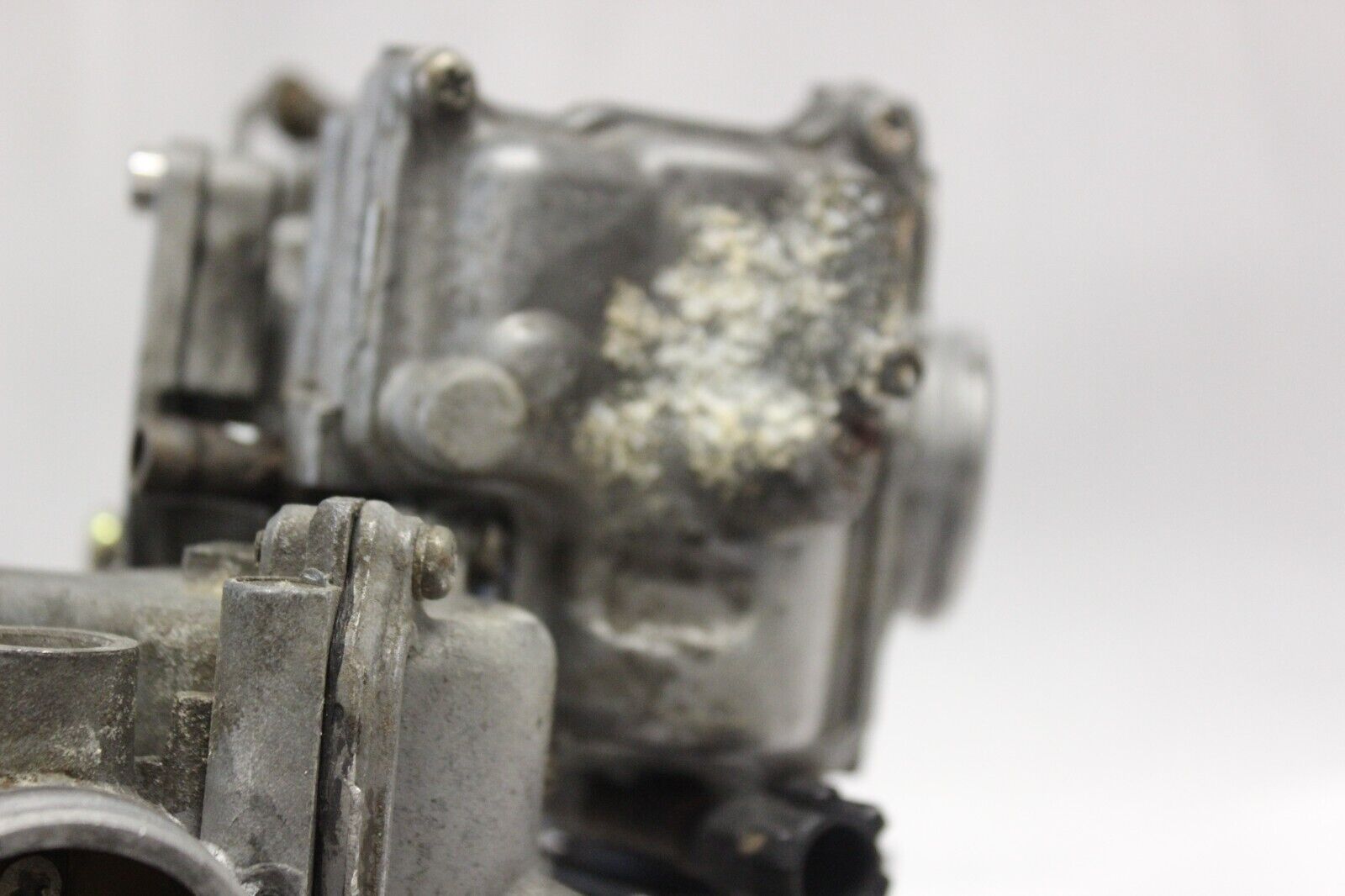 CARBURETOR ASSY 16100-MB1-871 1984 Honda VF700C