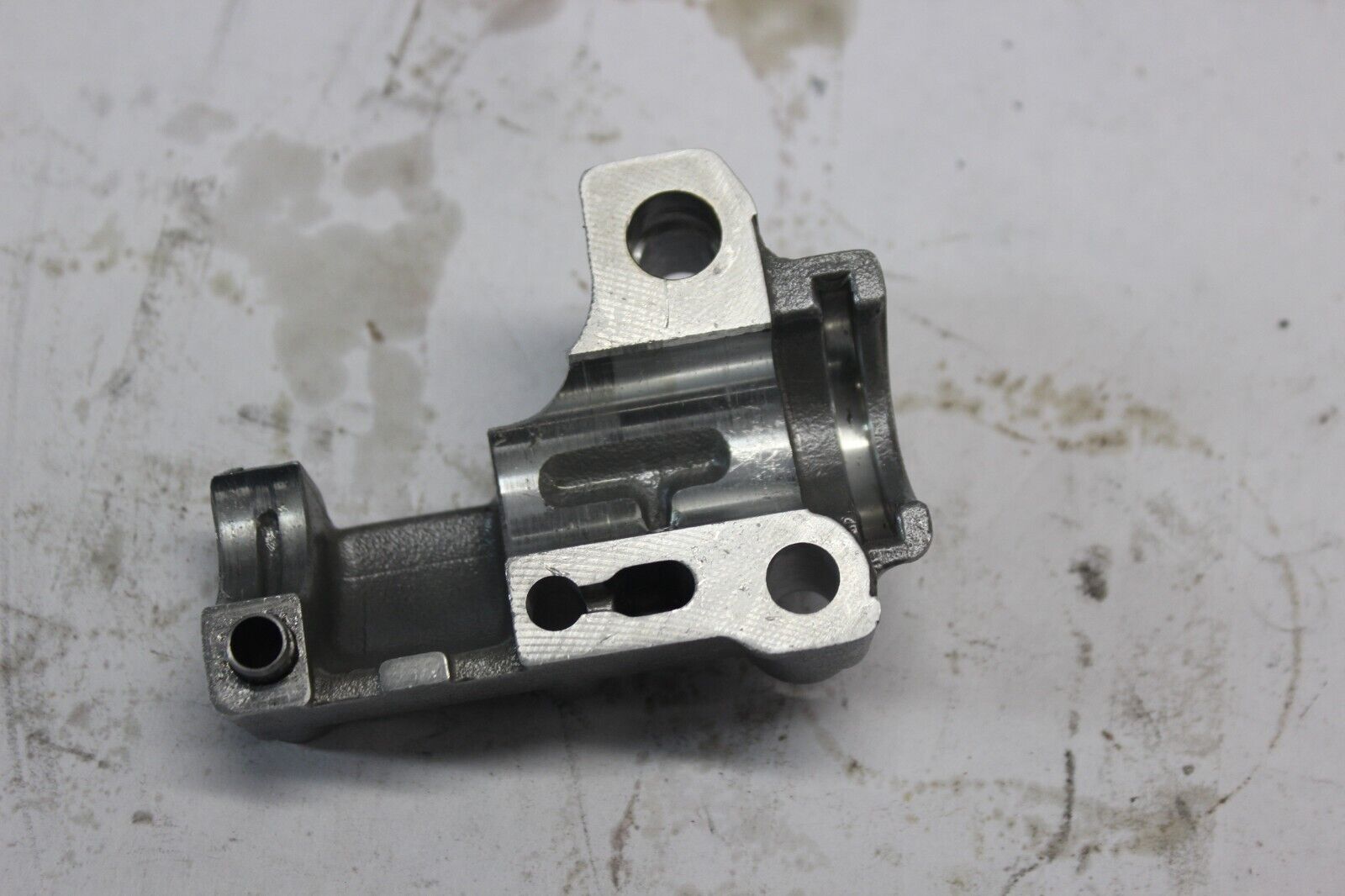Camshaft Holder A 12211-MB0-773 1984 HONDA VF700C