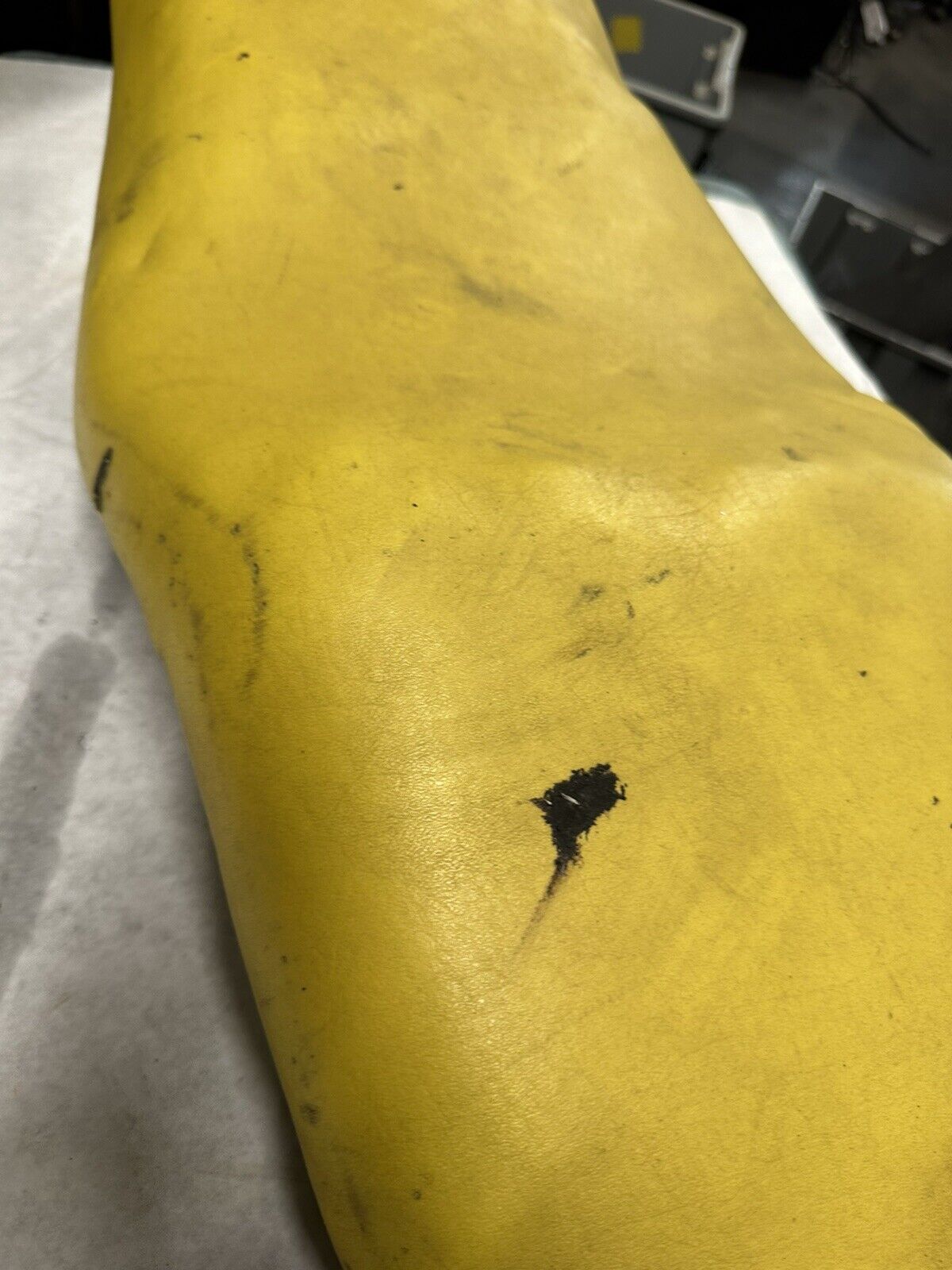 SEAT ASSY., DOUBLE 1997 Honda CBR600F3 77200-MAL-A00