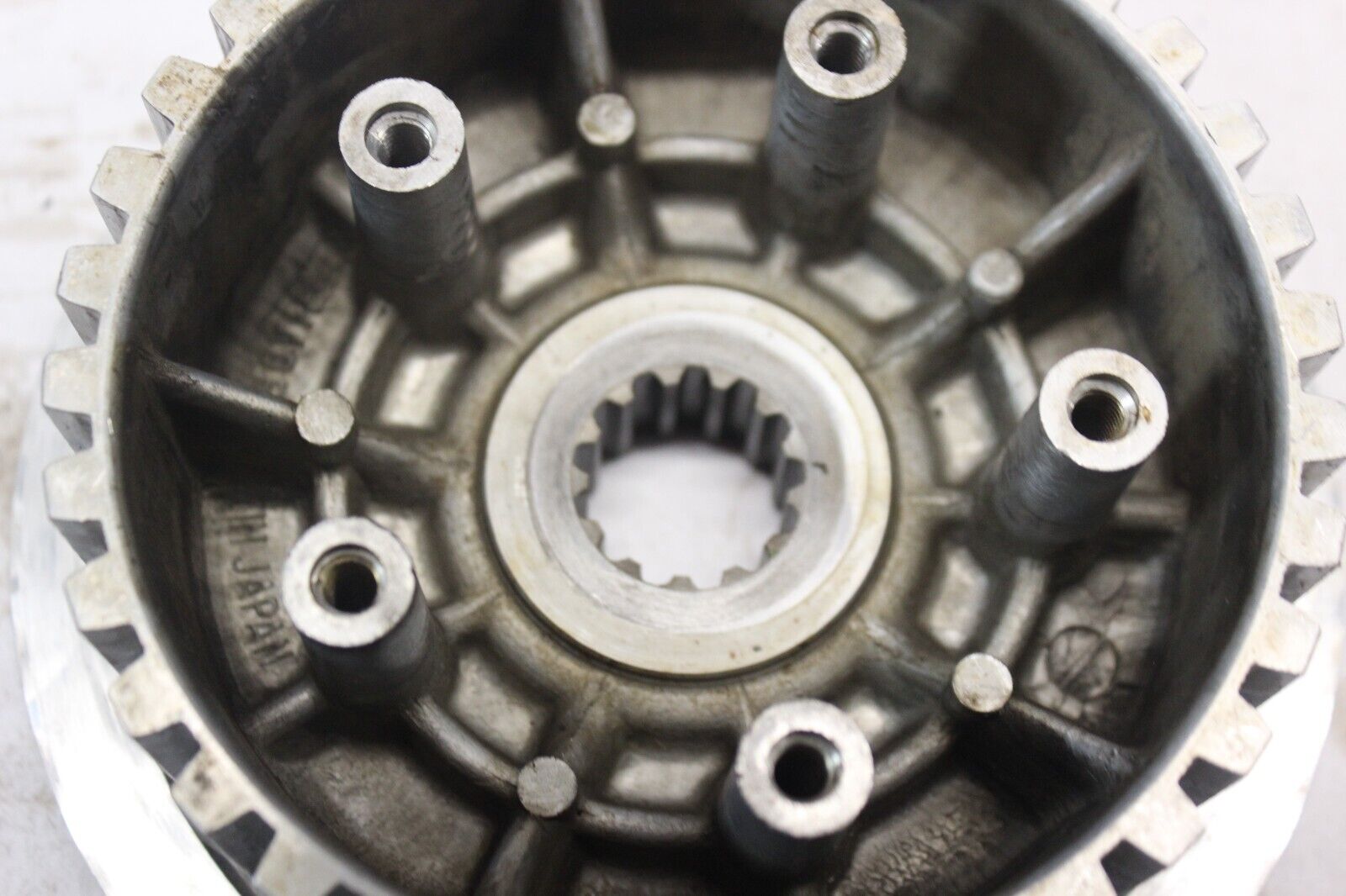 CLUTCH HUB 13087-043 1982 KZ750N SPECTRE