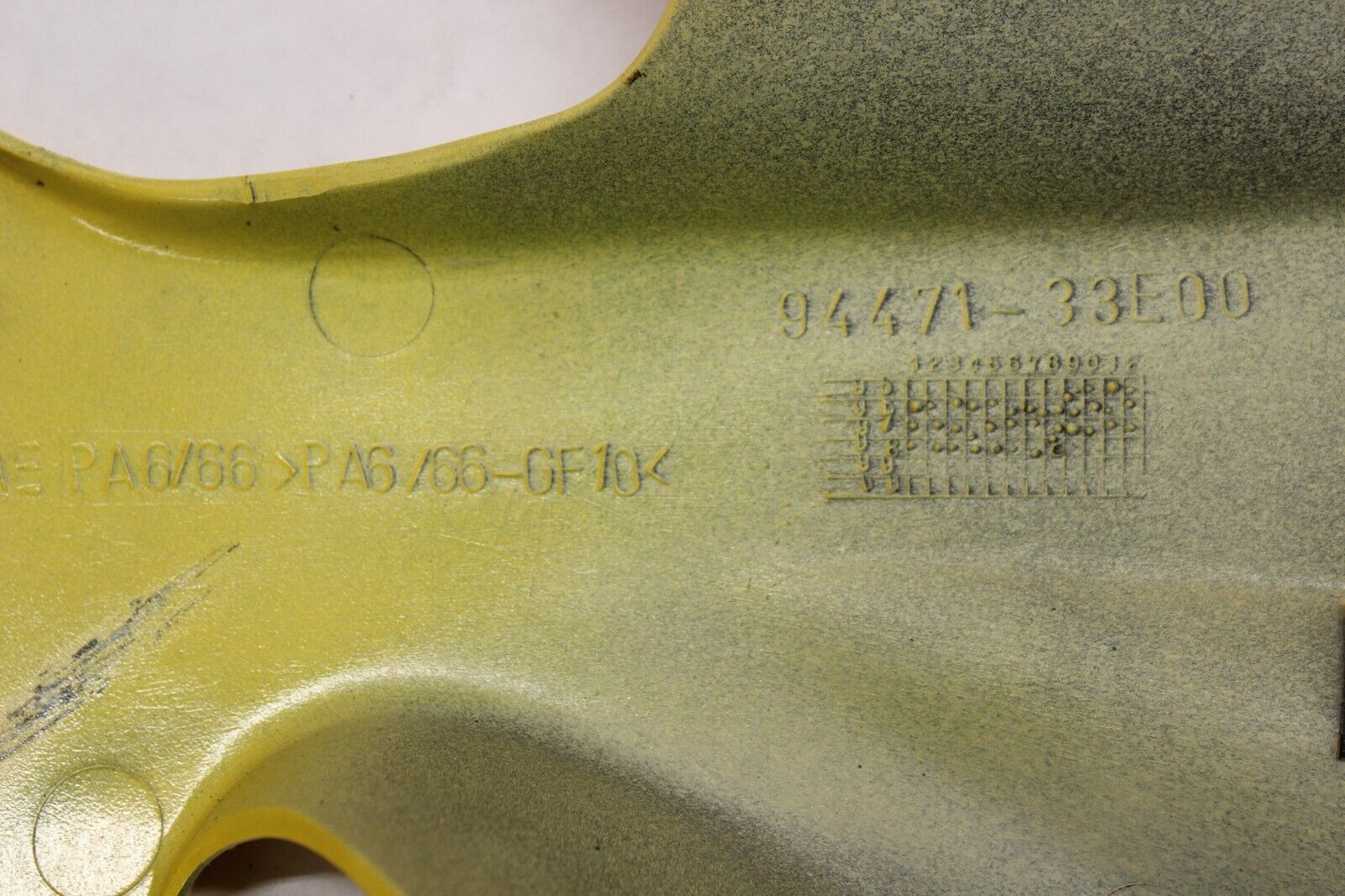 UNDER COWLING RIGHT 94407-34E50-Y9H 1999 Suzuki GSX-R600