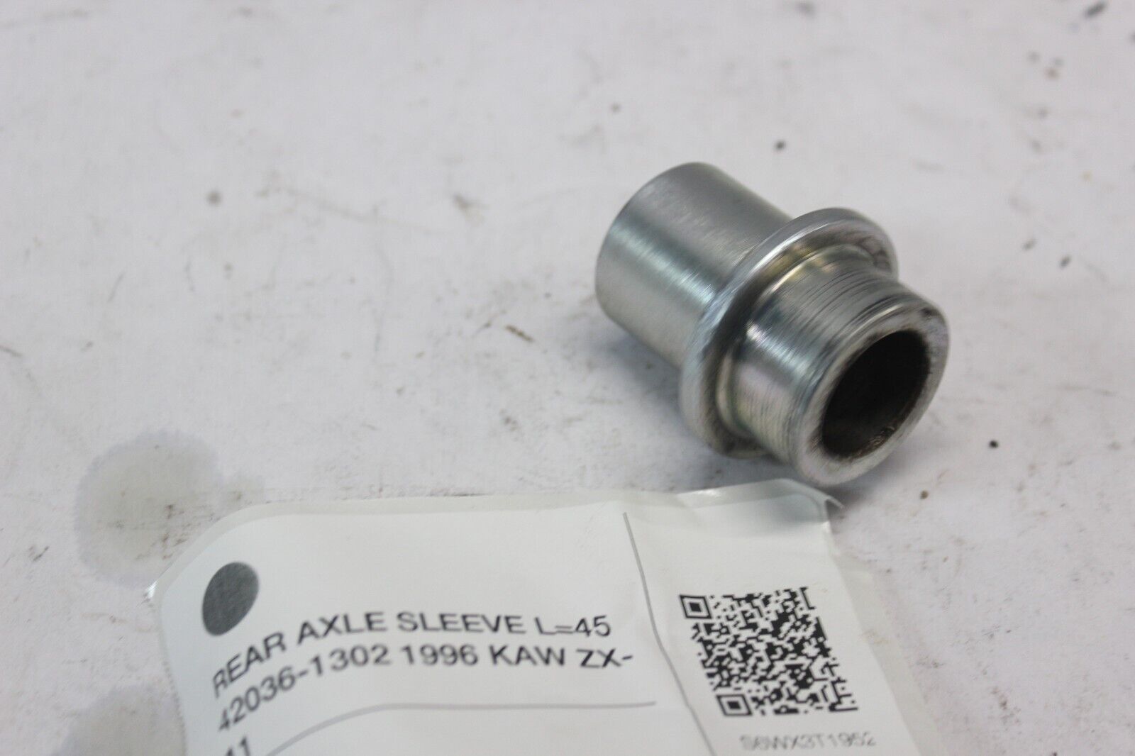REAR AXLE SLEEVE L=45 42036-1302 1996 KAW ZX-11