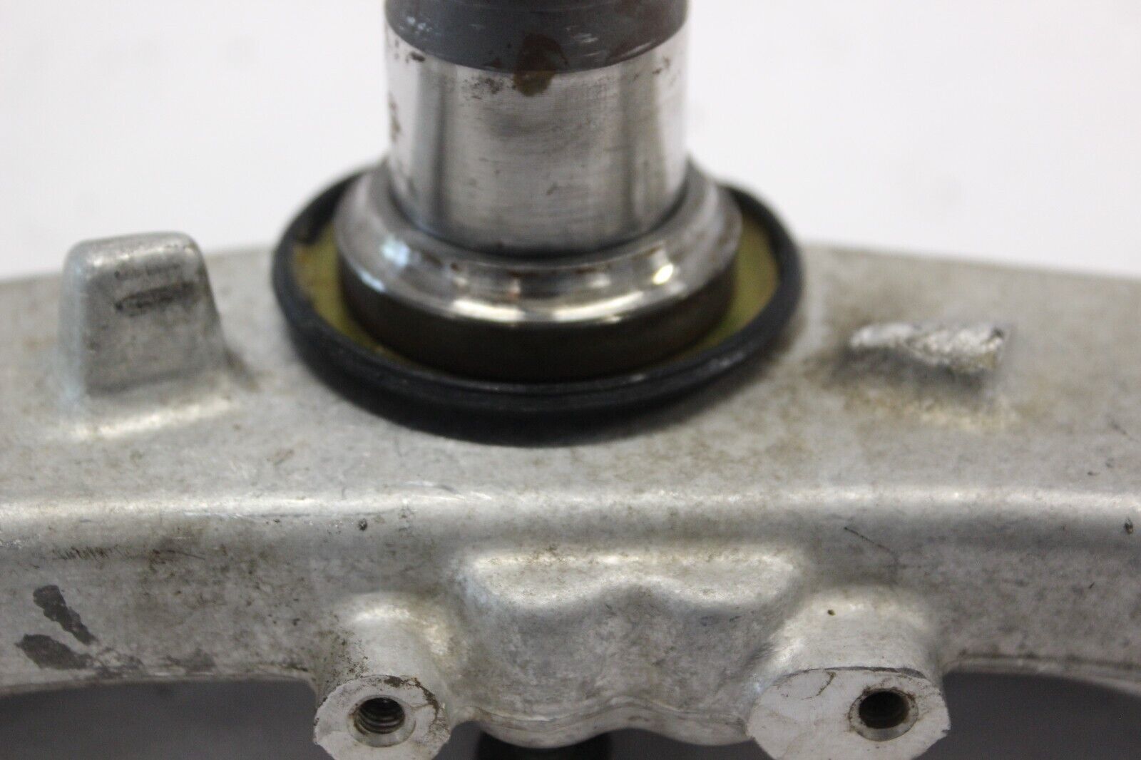 STEERING STEM 51410-32F00 2001 GSF1200 SUZUKI BANDIT