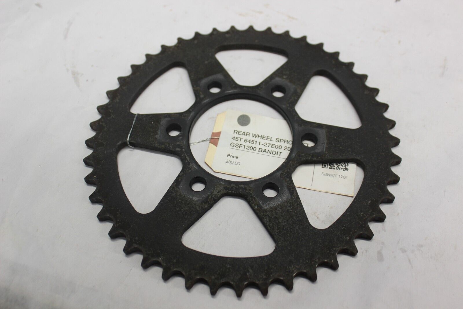 REAR WHEEL SPROCKET 45T 64511-27E00 2001 GSF1200 SUZUKI BANDIT