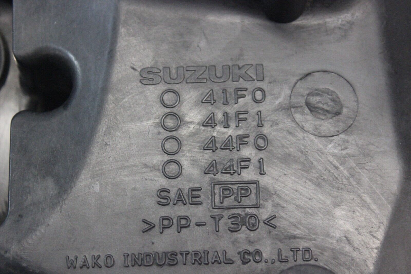 AIR CLEANER CAP 13741-41F00 2003 VL800 VOLUSIA