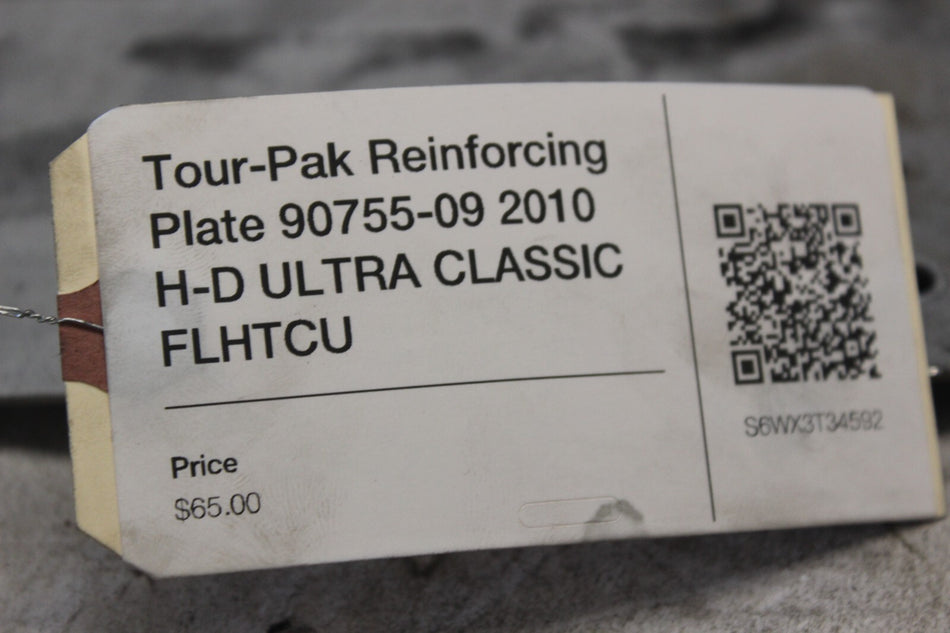 Tour-Pak Reinforcing Plate 90755-09 2010 H-D ULTRA CLASSIC FLHTCU