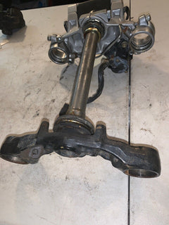 OEM Honda Triple Tree/Stem 1986 V65 Magna VF1100