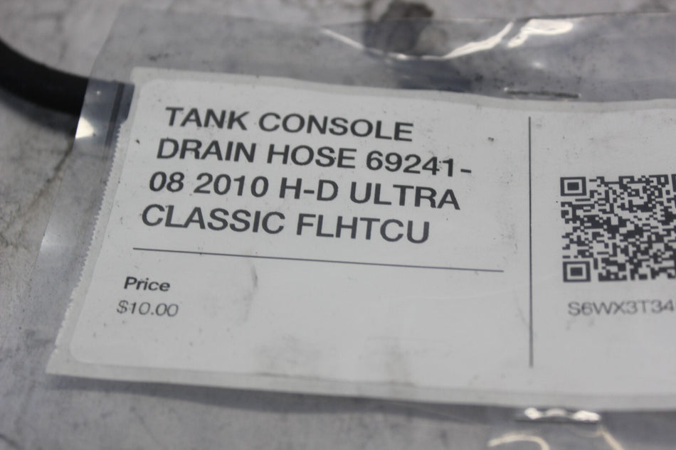 TANK CONSOLE DRAIN HOSE 69241-08 2010 H-D ULTRA CLASSIC FLHTCU