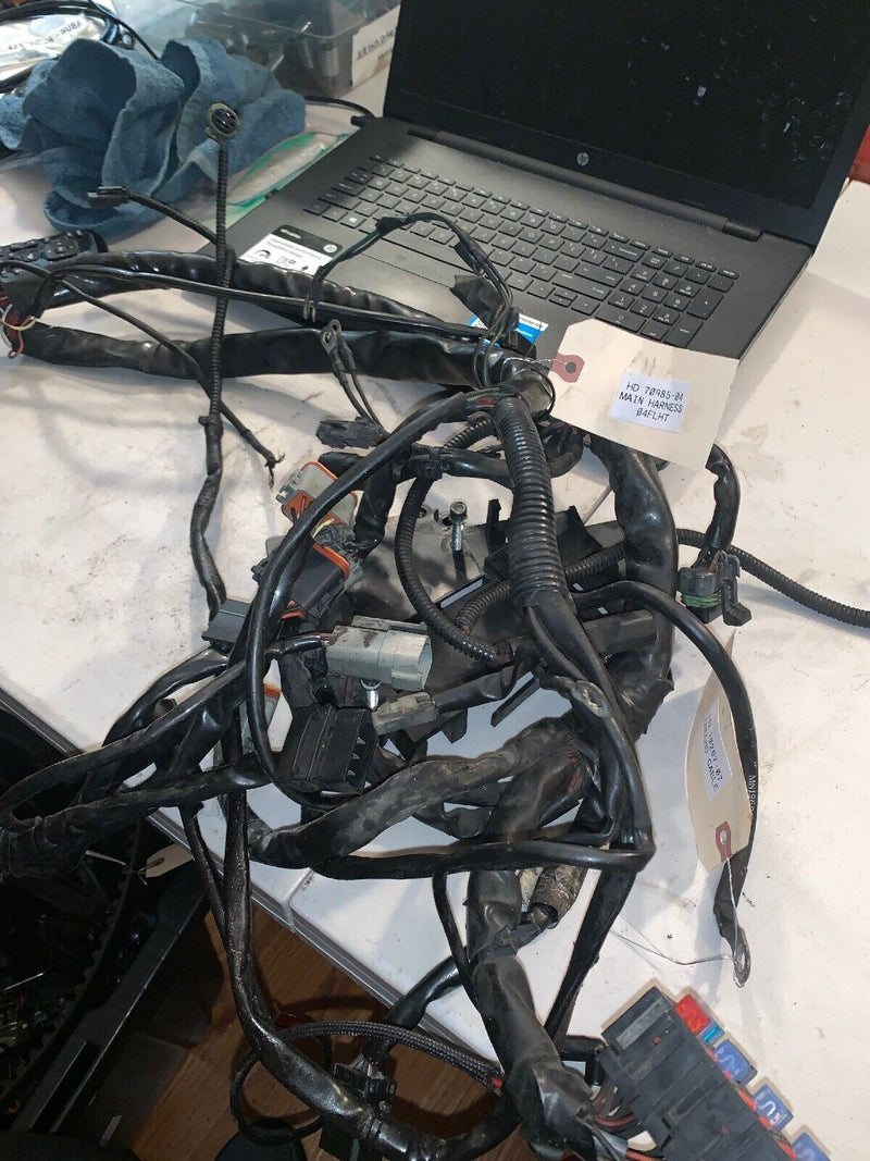 OEM Harley Main Wire Harness 2004 FLHT 70985-04