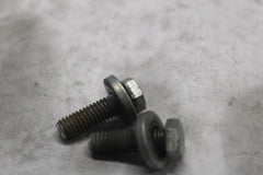 HORN MOUNT SCREWS (2)4775 2005 SOFTAIL DELUXE FLSTNI