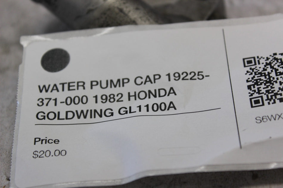 WATER PUMP CAP 19225-371-000 1982 HONDA GOLDWING GL1100A