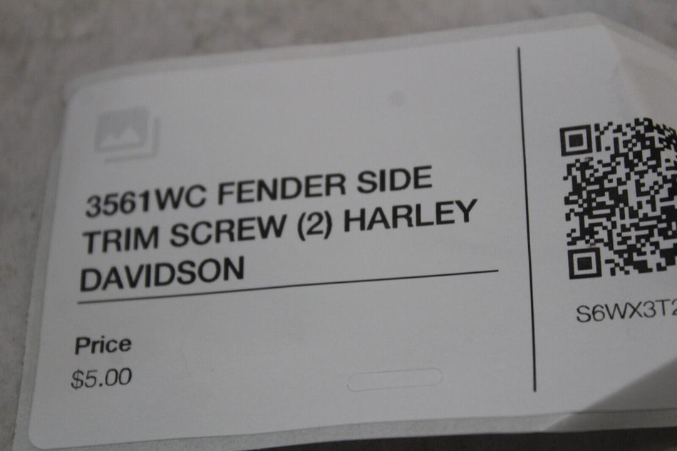 3561WC FENDER SIDE TRIM SCREW (2) HARLEY DAVIDSON