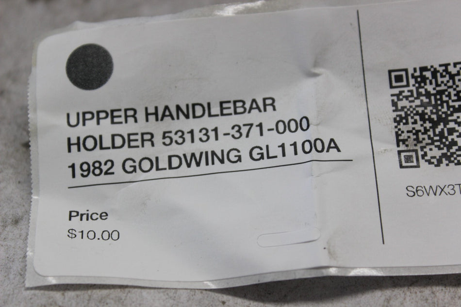 UPPER HANDLEBAR HOLDER 53131-371-000 1982 GOLDWING GL1100A