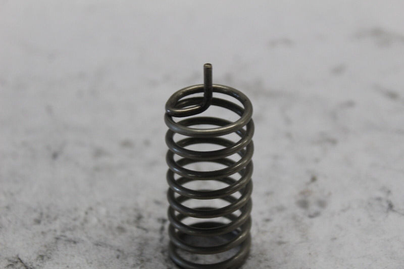 Baffle Spring 62828-99 2005 ROAD KING CUSTOM FLHRSI