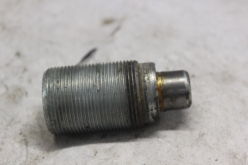 LEFT REAR SWINGARM PIVOT BOLT 90122-463-000 1982 GOLDWING GL1100A