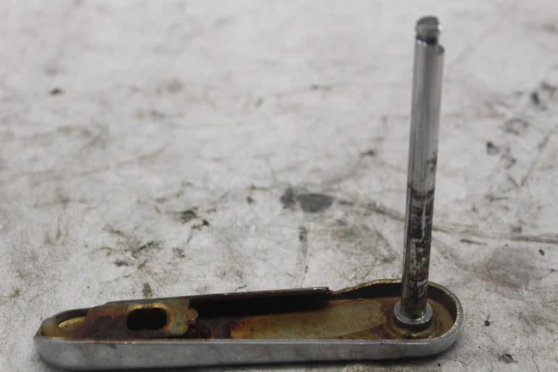 RIGHT SEAT LOCK SHAFT 77228-MA1-730 1982 HONDA GL500I SILVERWING